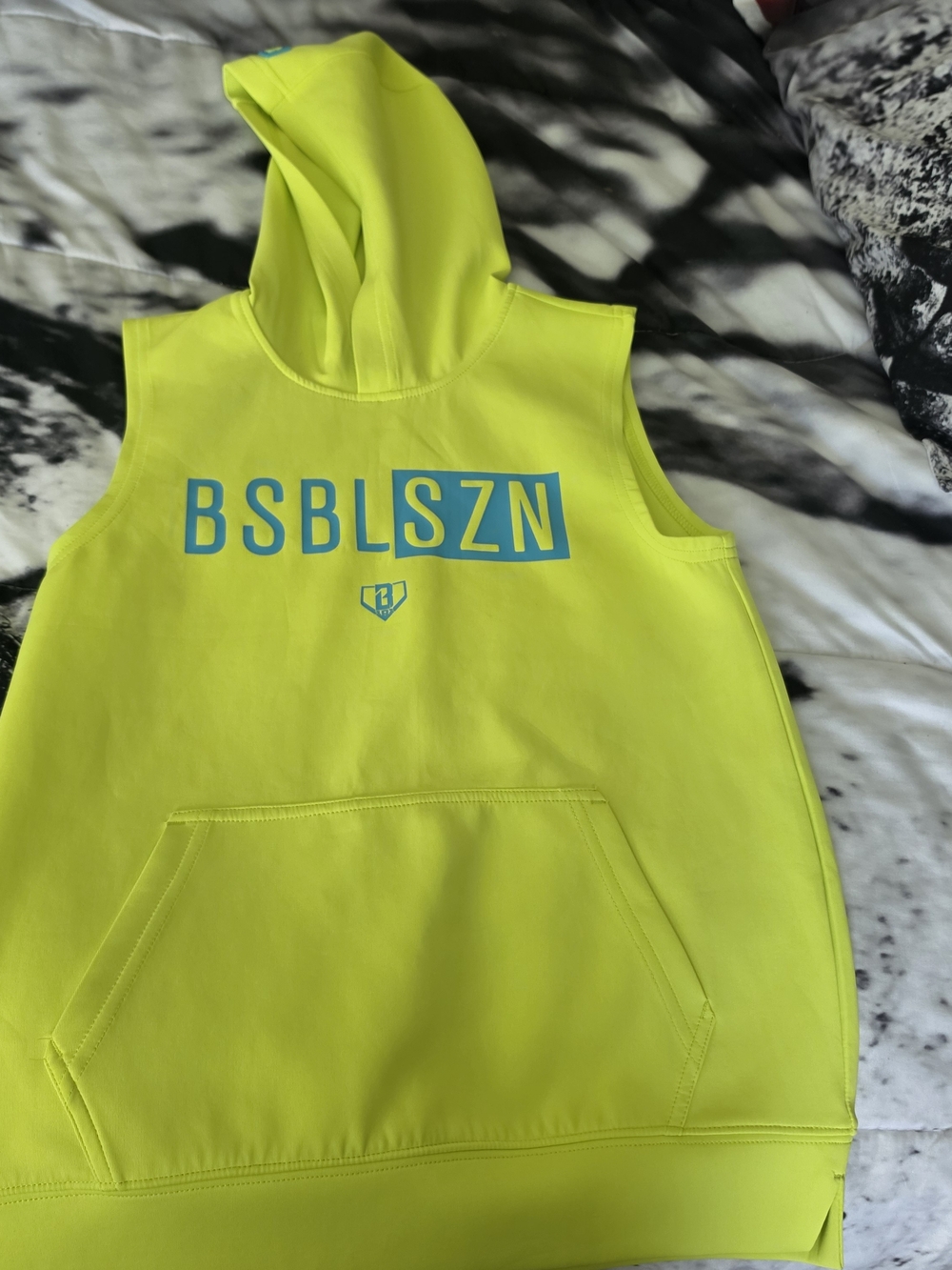 Baseball Lifestyle 101 Sleeveless Hoodie YM Worn One Time Excellent Condition